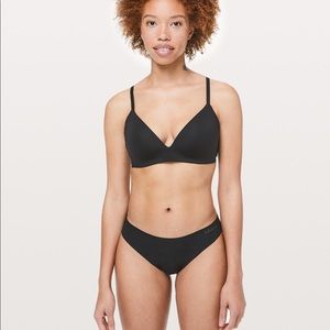 Lululemon bra